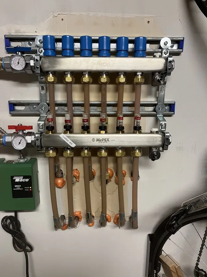 Plumber performing Gas Leak Detection at a residential property in Kenedy